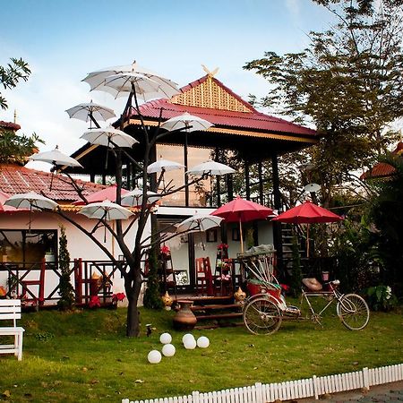 Baan Puang Petch Chiang Mai Exterior foto